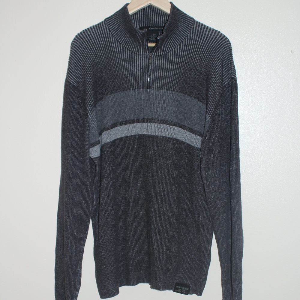 5/$25 🛍 Calvin Klein Jeans 1/4 Zip Pullover